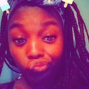 Meet your Posher, Tennira